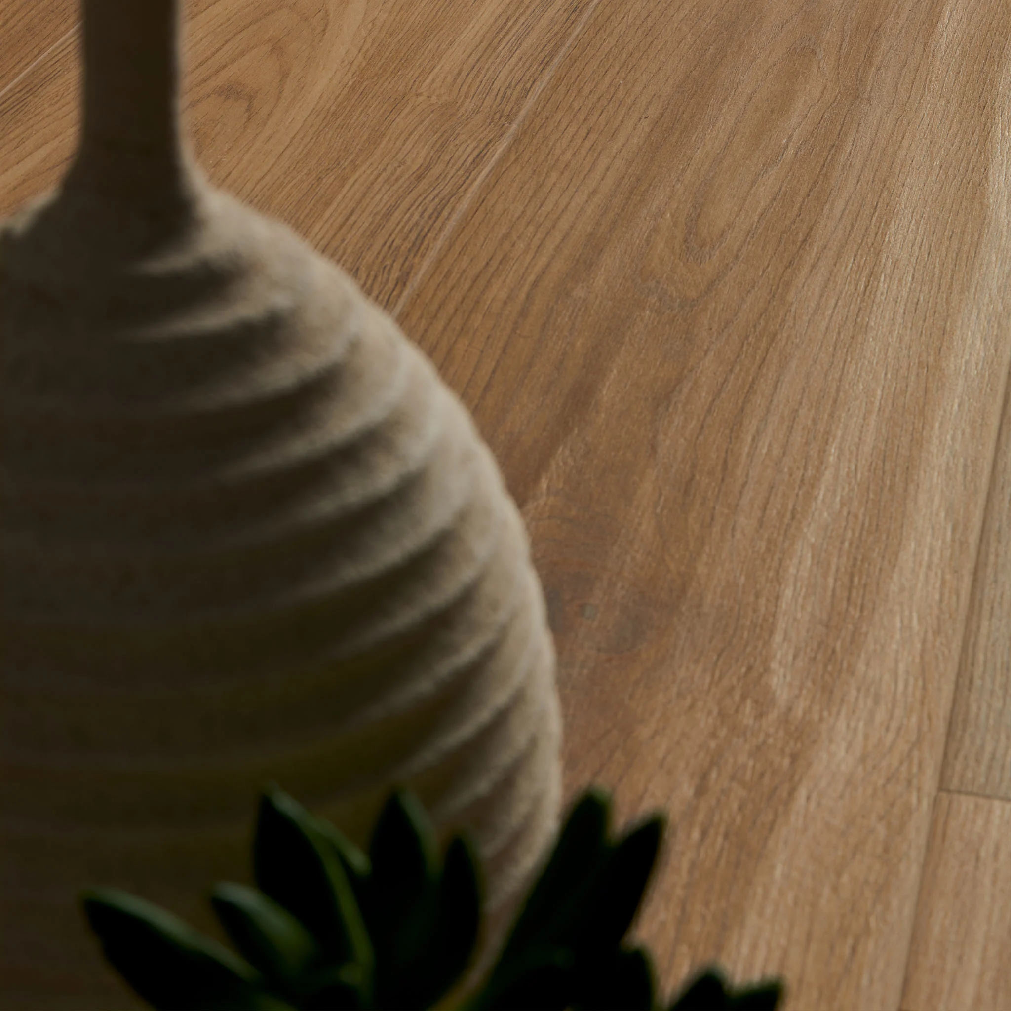 Sherwood Oak Wood Effect Tile - Image 6